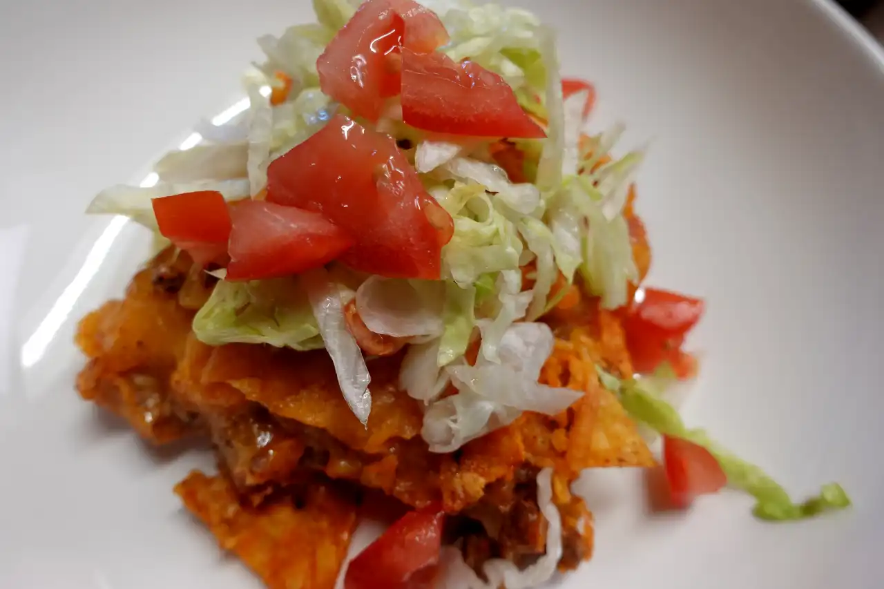 The Customizable Cheesy Taco Casserole: A Crowd-Pleasing Family Hit